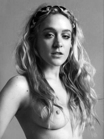 Chloe Stevens Sevigny seins