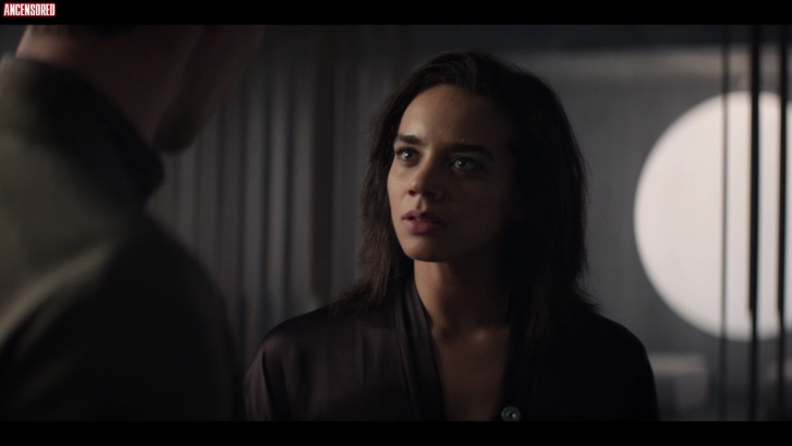 Hannah John-Kamen photos intimes