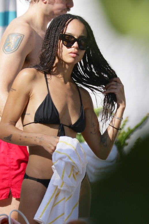 Zoe Kravitz cul