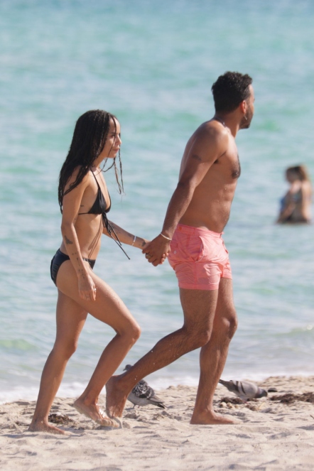 Zoe Kravitz : Découvrez des photos intimes captivantes de ses jambes et de son style inégalable